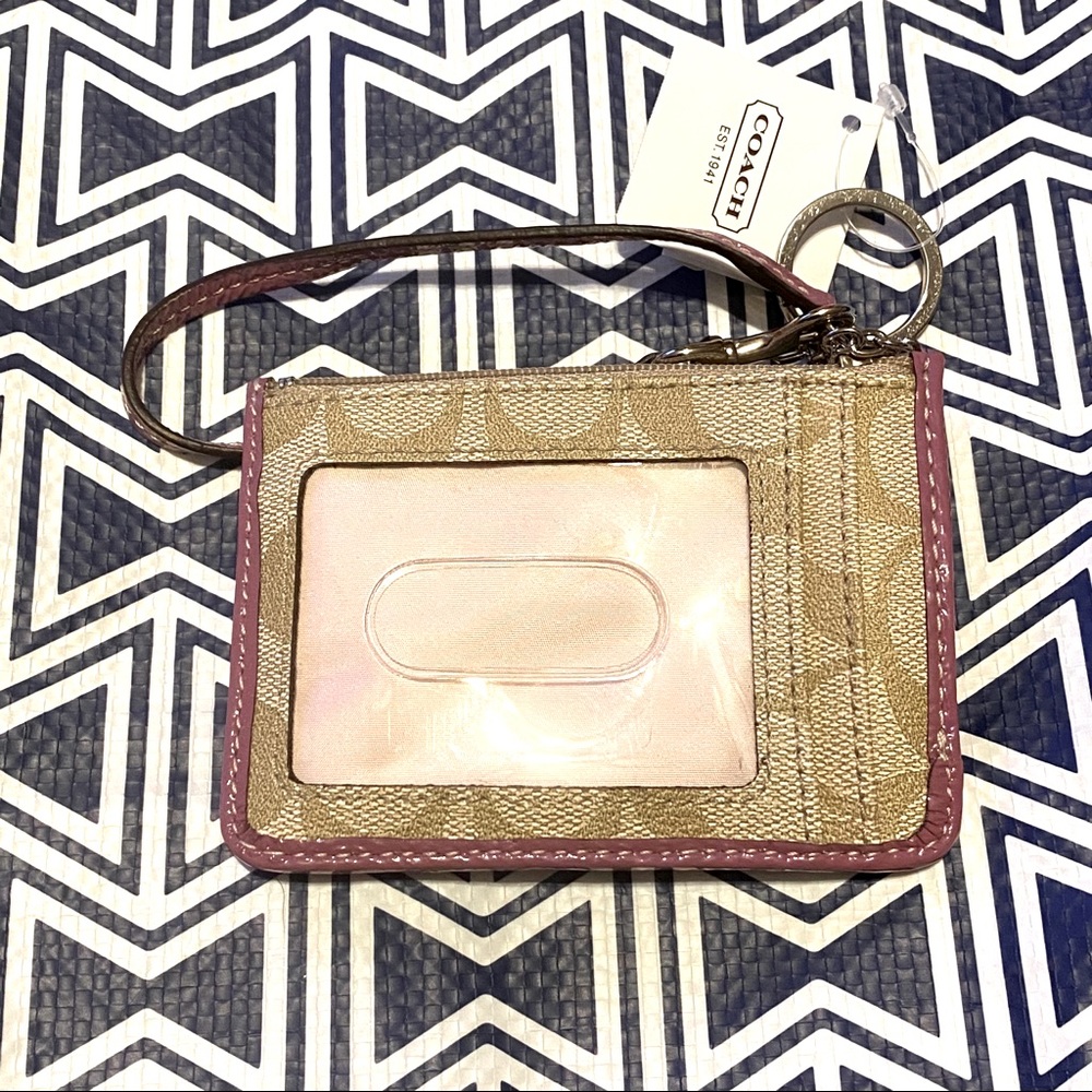 NWT COACH ID Wristlet.